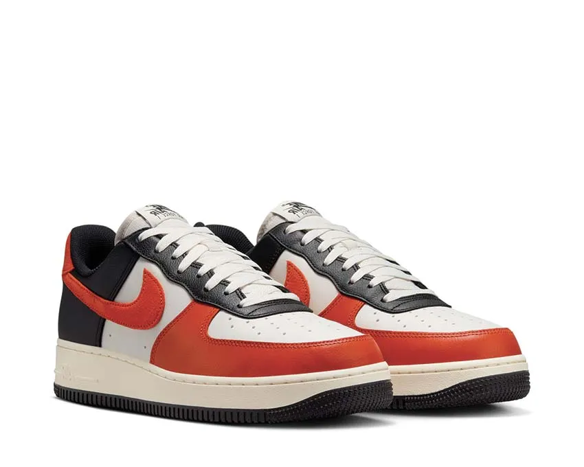 Nike Air Force 1'07 LV8