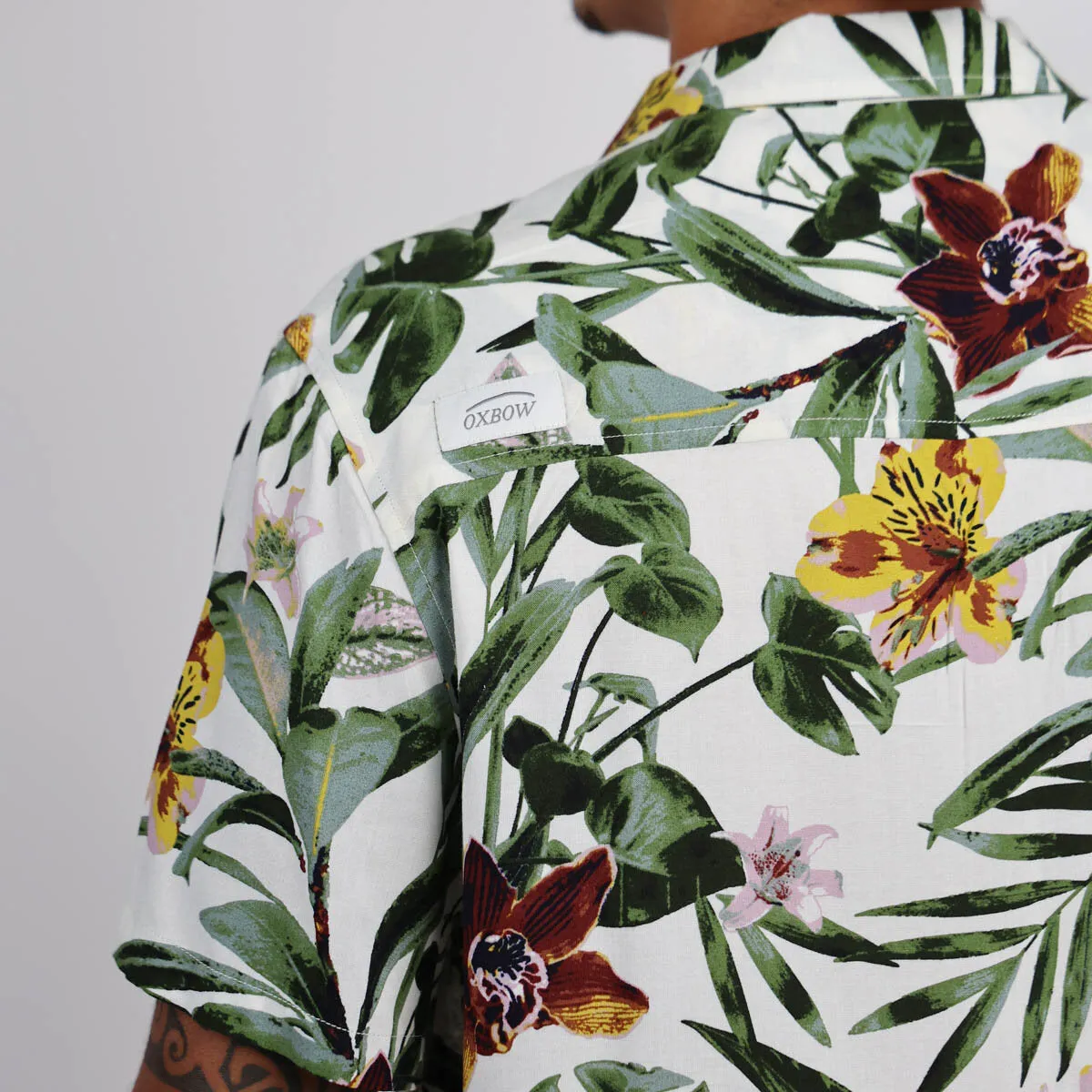 OXBOW Mens Coorea Short Sleeve Floral Hawaian Print Shirt