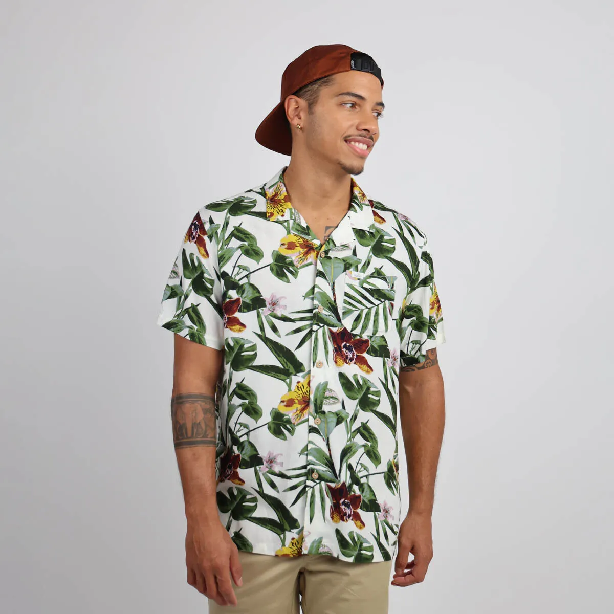 OXBOW Mens Coorea Short Sleeve Floral Hawaian Print Shirt